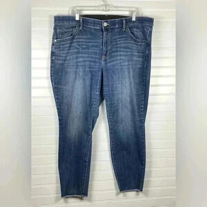 EVRI Skinny Blue Jeans Size 20 WS Raw Hem medium washed